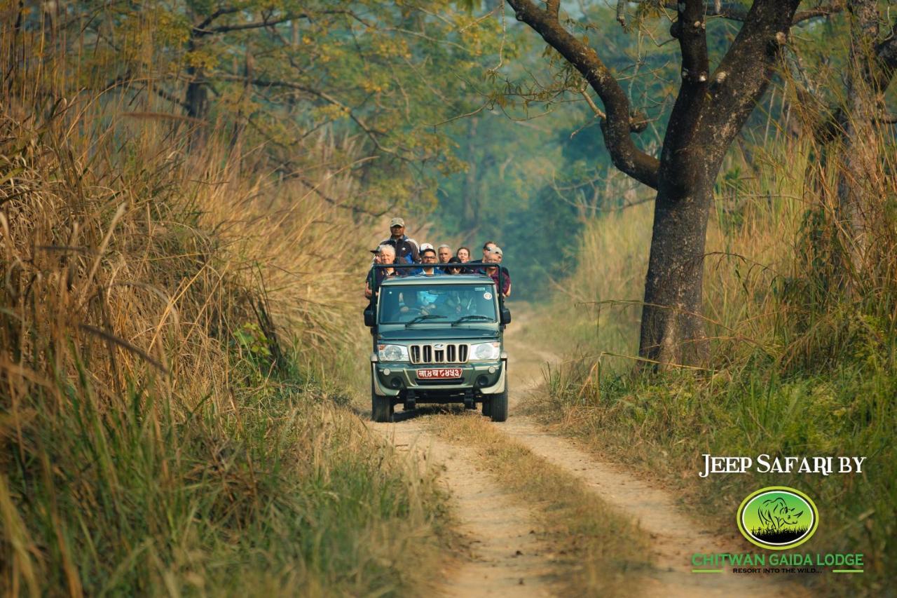 Chitwan Gaida Lodge - Animal Lovers & Birdwatchers Paradise Sauraha Dış mekan fotoğraf