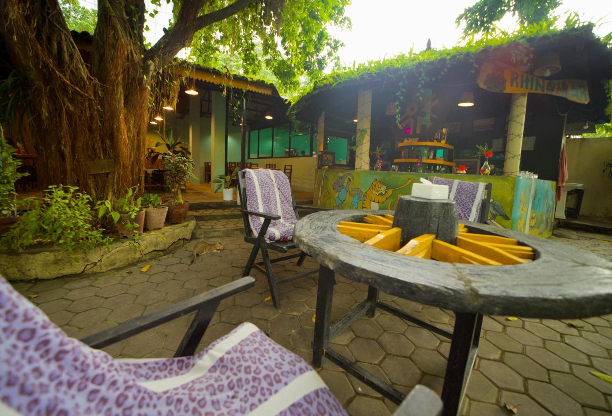 Chitwan Gaida Lodge - Animal Lovers & Birdwatchers Paradise Sauraha Dış mekan fotoğraf